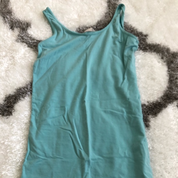 TWO TANK TOPS - Picture 3 of 4